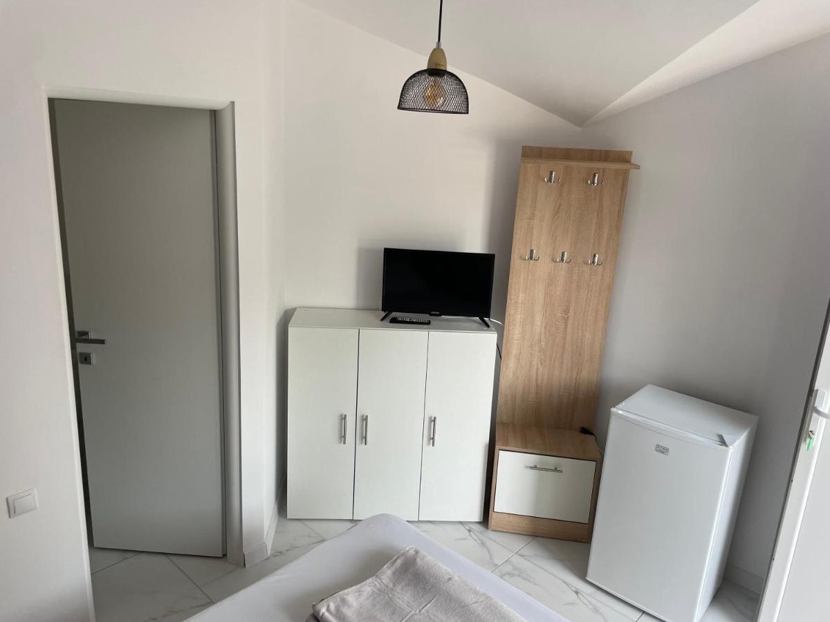 Complex Pria Două Mai Exterior foto