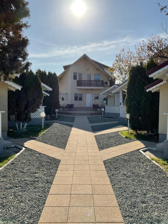 Complex Pria Două Mai Exterior foto